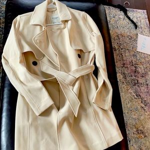 Abercrombie & Fitch Women’s Drapey Trench Coat